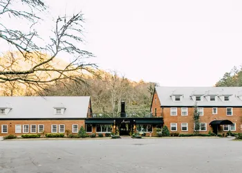 Historic Tapoco Lodge Resort hotel thumbnail 3