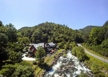 Historic Tapoco Lodge Resort hotel thumbnail 6