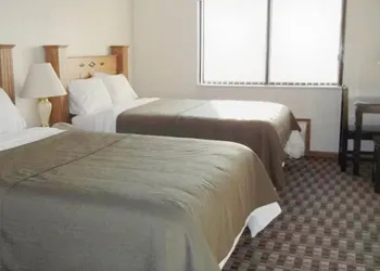 Burke Inn Motel & Suites hotel thumbnail 8