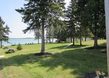 Grand Lake Resort hotel thumbnail 4