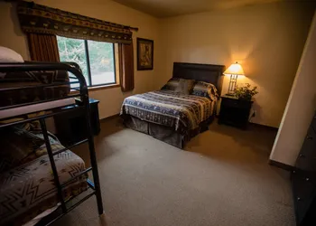 Lewis and Clark Resort hotel thumbnail 7