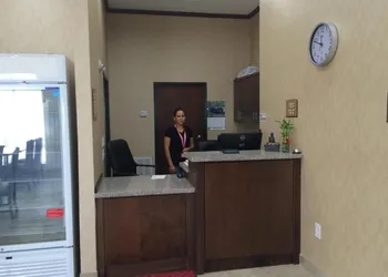 La Bonita Inn & Suites hotel thumbnail 6