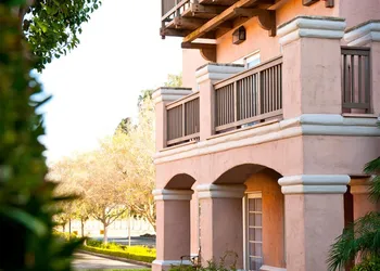 Harris Ranch Resort hotel thumbnail 3