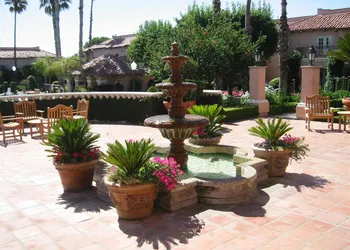Harris Ranch Resort hotel thumbnail 7