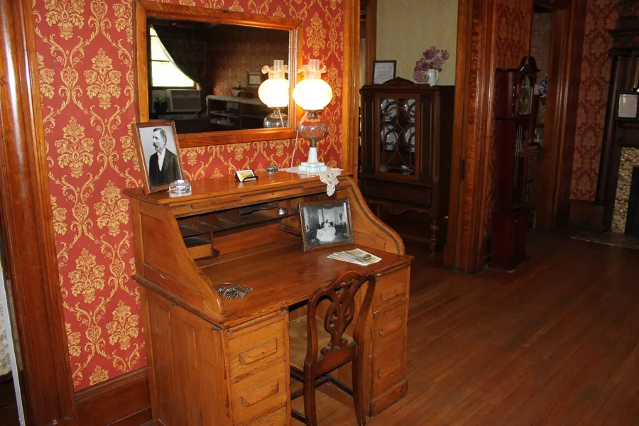 Victorian Charm Inn hotel detail image 6