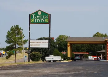 Travelers Inn hotel thumbnail 4
