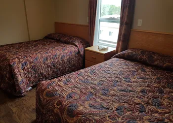 Avalon Inn hotel thumbnail 6