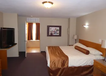 Avalon Inn hotel thumbnail 8