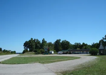 Comfort Green Motel hotel thumbnail 4