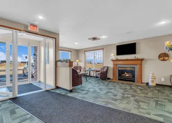 Woodland Inn Meadow Lake hotel thumbnail 8