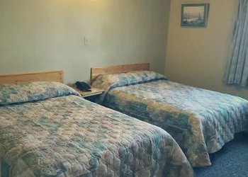 Wakiki Motel & Lounge hotel thumbnail 3