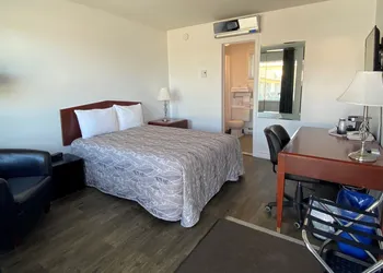 Motel Centre-Ville hotel thumbnail 4
