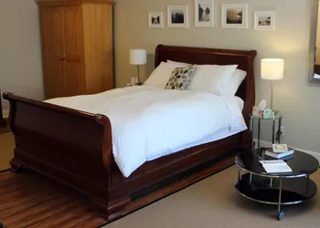 Merrickville Guest Suites hotel thumbnail 8