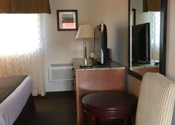 Parkview Inn Motel hotel thumbnail 5