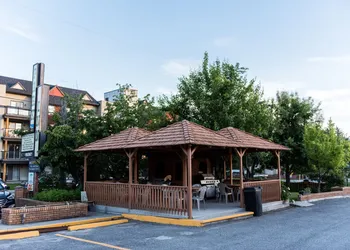 Radium Park Lodge hotel thumbnail 4