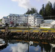 Quarterdeck Inn Port Hardy hotel detail image 3