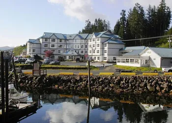 Quarterdeck Inn Port Hardy hotel thumbnail 3
