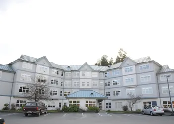 Quarterdeck Inn Port Hardy hotel thumbnail 4