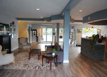 Quarterdeck Inn Port Hardy hotel thumbnail 6