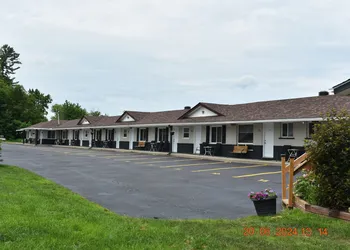 Time Travellers Motel hotel thumbnail 7