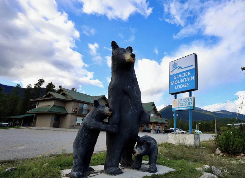 Glacier Mountain Lodge hotel detail image 6