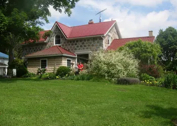 Koch Haus Bed & Breakfast hotel thumbnail 2