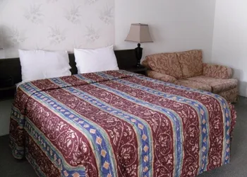 Canyon Alpine Motel hotel thumbnail 6