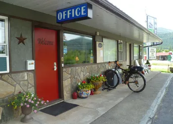 Lakeview Motel hotel thumbnail 2
