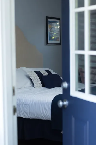Shorewood Inn hotel detail image 2