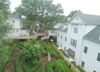 Fairview Inn hotel thumbnail 2