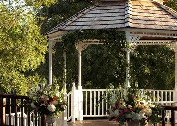 Fairview Inn hotel thumbnail 5