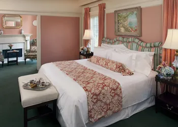 Fairview Inn hotel thumbnail 8