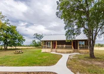 Vineyard Trail Cottages - Adults Only hotel thumbnail 3