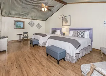 Vineyard Trail Cottages - Adults Only hotel thumbnail 8