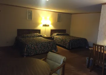 Du Wayne Motel hotel thumbnail 4