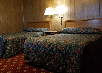 Du Wayne Motel hotel thumbnail 6