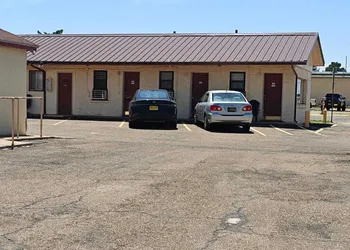 Americana Motel Tucumcari Route 66 hotel thumbnail 2