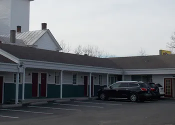 Travel Lite Motel hotel thumbnail 3