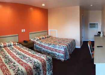 Travel Lite Motel hotel thumbnail 4