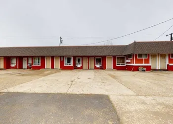 Trails End Motel hotel thumbnail 7
