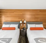 Sproat Lake Landing Resort hotel detail image 7