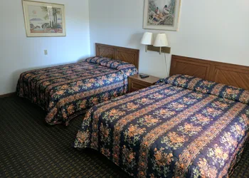 All Seasons Motel hotel thumbnail 8