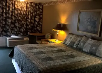 Dogwood Motel hotel thumbnail 7