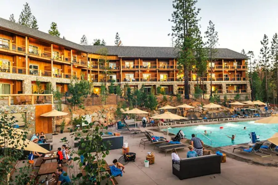Rush Creek Lodge and Spa at Yosemite hotel detail image 2