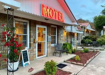 Carolina Country Inn hotel thumbnail 2