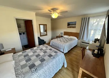 Carolina Country Inn hotel thumbnail 7
