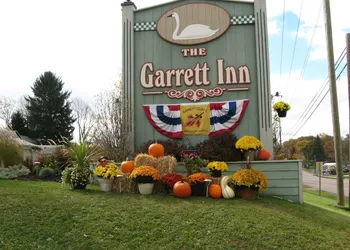 The Garrett Inn hotel thumbnail 4