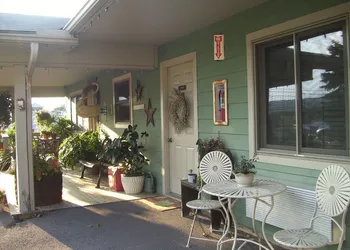 The Garrett Inn hotel thumbnail 6