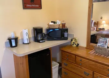 The Garrett Inn hotel thumbnail 8