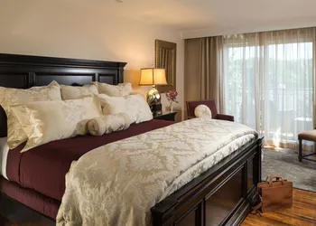 16 Bay View hotel thumbnail 8